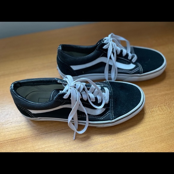 Black vans - Picture 8 of 8